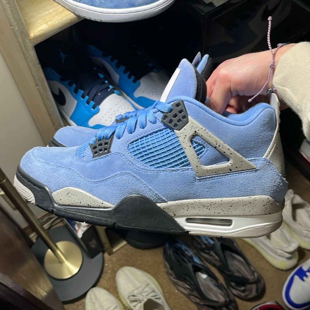 🔥!!Authentication!! Jordan 4 University Blue with🔥